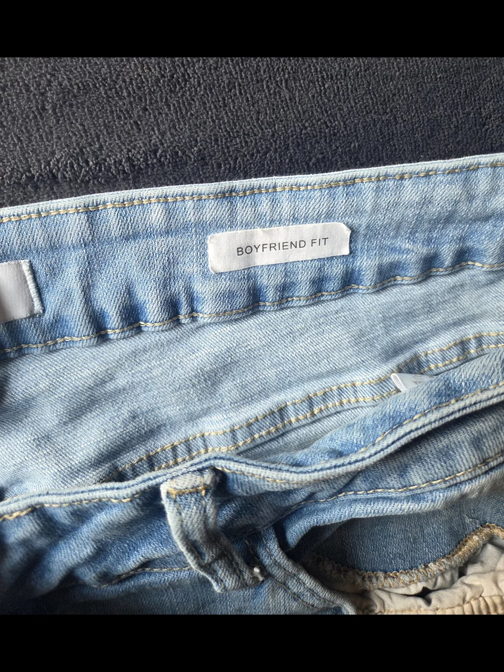 Judy Blue Light Blue Distressed Women’s Jeans - Picture 9 of 12
